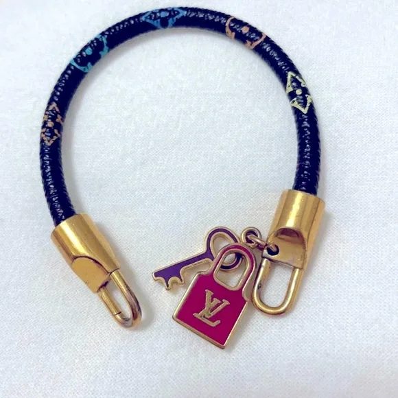 RARE Louis Vuitton Luxury Bracelet - Picture 1 of 5